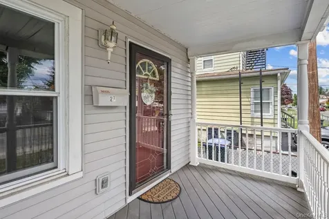 29 Blauvelt Avenue West Haverstraw NY 10993