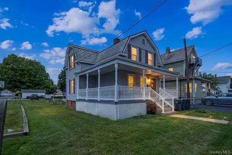 29 Blauvelt Avenue West Haverstraw NY 10993
