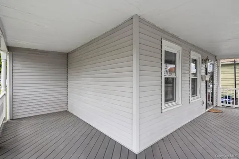 29 Blauvelt Avenue West Haverstraw NY 10993