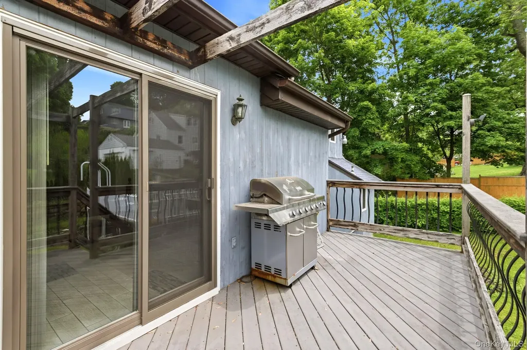 138 Arthur Avenue Thornwood NY 10594