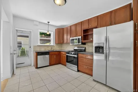 15 Desmond Avenue Bronxville NY 10708