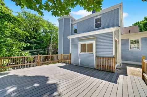 15 Desmond Avenue Bronxville NY 10708