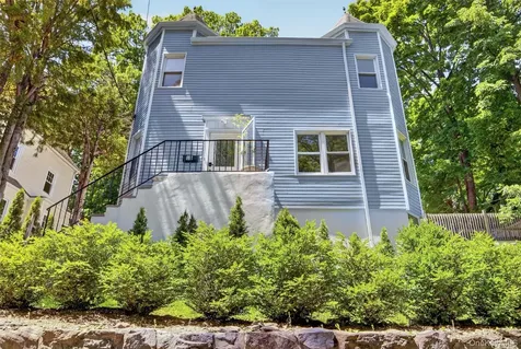 15 Desmond Avenue Bronxville NY 10708