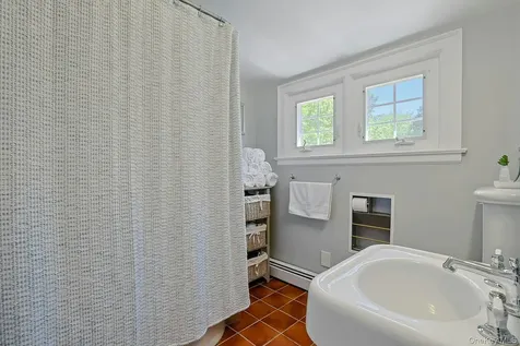 516 Bellwood Avenue Sleepy Hollow NY 10591
