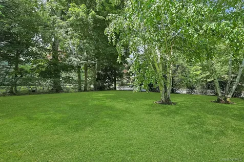 516 Bellwood Avenue Sleepy Hollow NY 10591