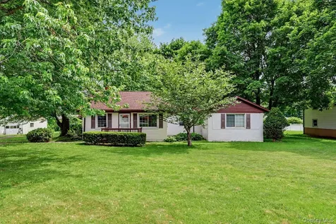 59 Oakwood Drive Brewster NY 10509