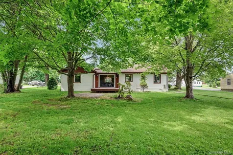 59 Oakwood Drive Brewster NY 10509