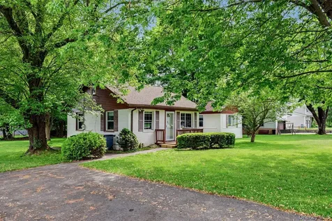 59 Oakwood Drive Brewster NY 10509