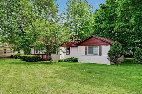 59 Oakwood Drive Brewster NY 10509