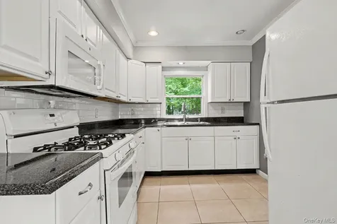 59 Oakwood Drive Brewster NY 10509