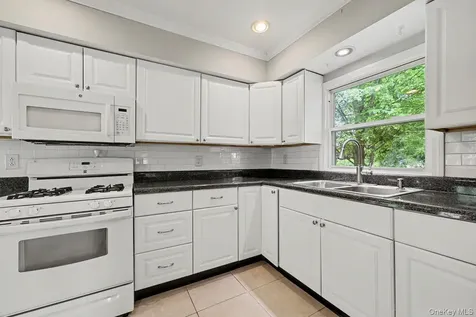 59 Oakwood Drive Brewster NY 10509