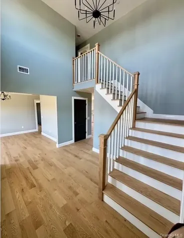 851 W Bay Drive West Islip NY 11795