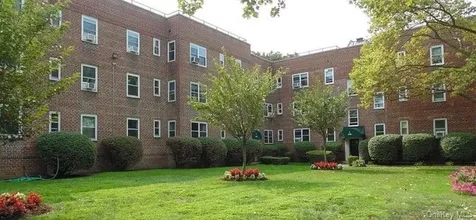 4782 Boston Post Road Pelham NY 10803