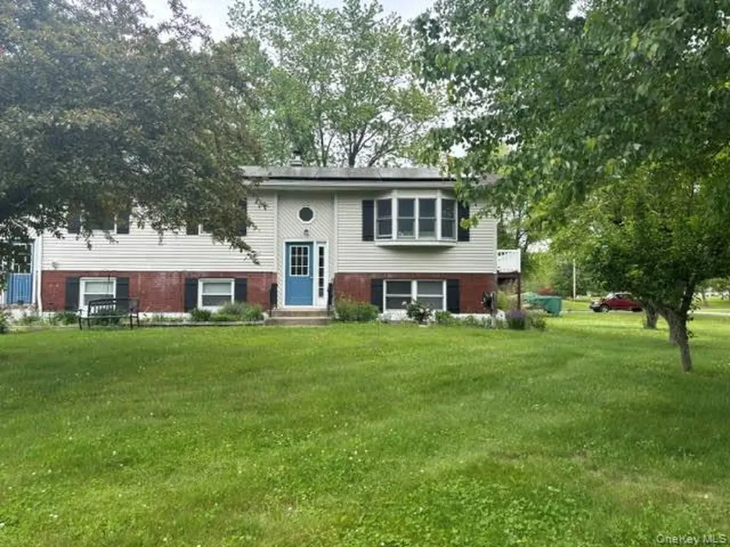 32 Louise Lane Hopewell Junction NY 12533