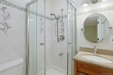 17 Quaspeak Road Congers NY 10920