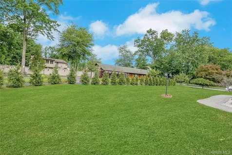 17 Quaspeak Road Congers NY 10920