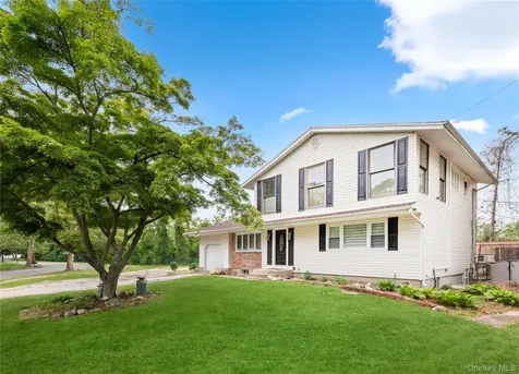 25 Adrienne Lane Hauppauge NY 11788