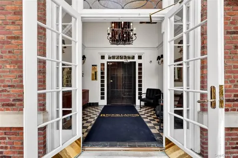 10 Brooklands Bronxville NY 10708
