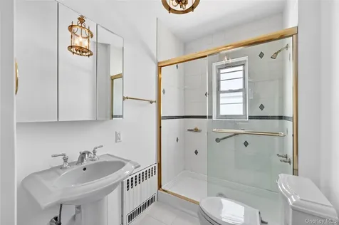 10 Brooklands Bronxville NY 10708