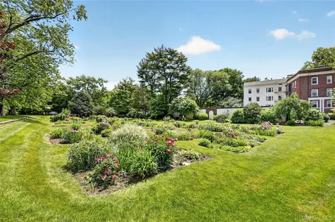 10 Brooklands Bronxville NY 10708