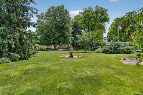 10 Brooklands Bronxville NY 10708
