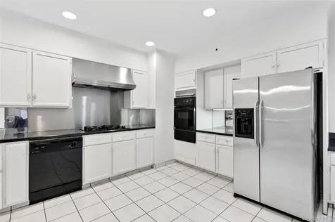 10 Brooklands Bronxville NY 10708