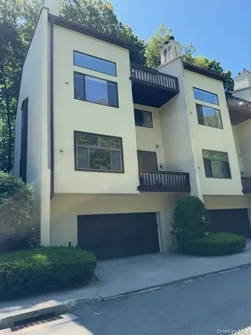 352 N Greeley Avenue Chappaqua NY 10514