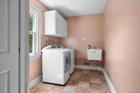 49 N Chatsworth Avenue Larchmont NY 10538