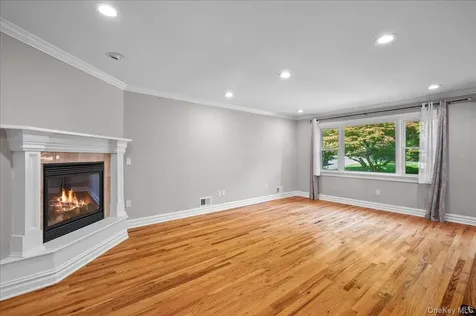 49 N Chatsworth Avenue Larchmont NY 10538