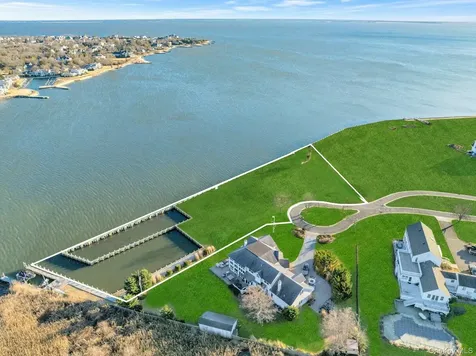 Lot 4 And Lot 11 Overlea Court Bay Shore NY 11706