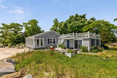335 Centre Island Road Centre Island NY 11771