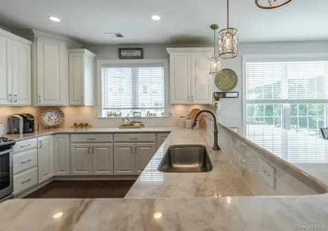 835 Regency Drive Fishkill NY 12524