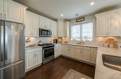 835 Regency Drive Fishkill NY 12524
