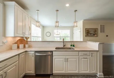 835 Regency Drive Fishkill NY 12524