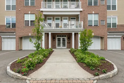 835 Regency Drive Fishkill NY 12524