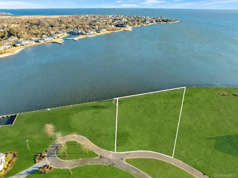 Lot 5 Overlea Court Bay Shore NY 11706