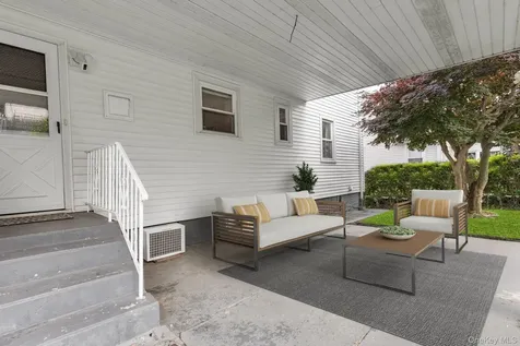 233 Woodland Avenue Yonkers NY 10703