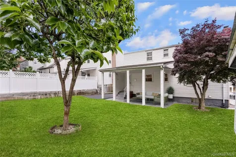 233 Woodland Avenue Yonkers NY 10703