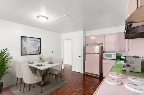 233 Woodland Avenue Yonkers NY 10703