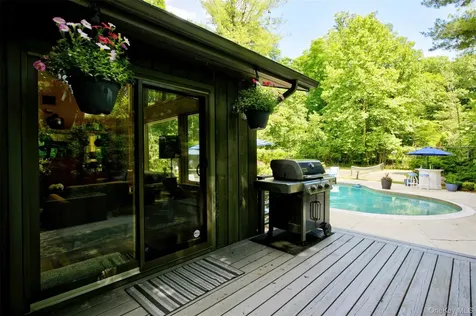 1 Sassi Drive Croton-on-hudson NY 10567