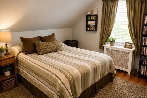 13 Gerald Avenue Hicksville NY 11801