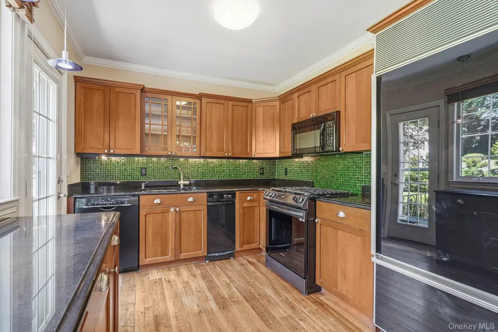 29 Coralyn Avenue White Plains NY 10605