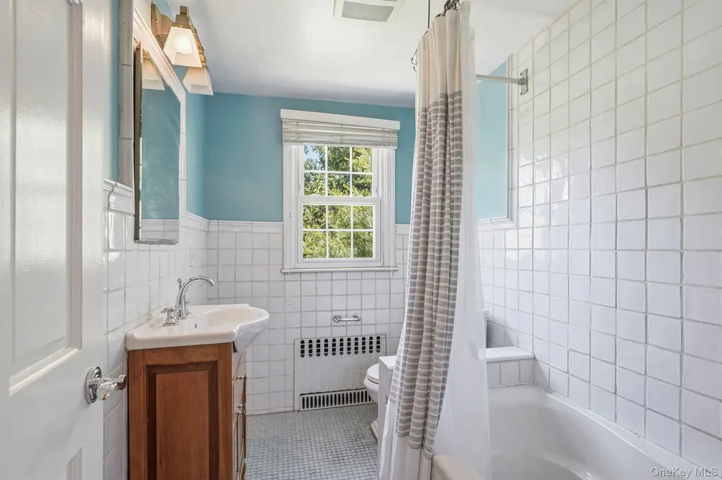29 Coralyn Avenue White Plains NY 10605
