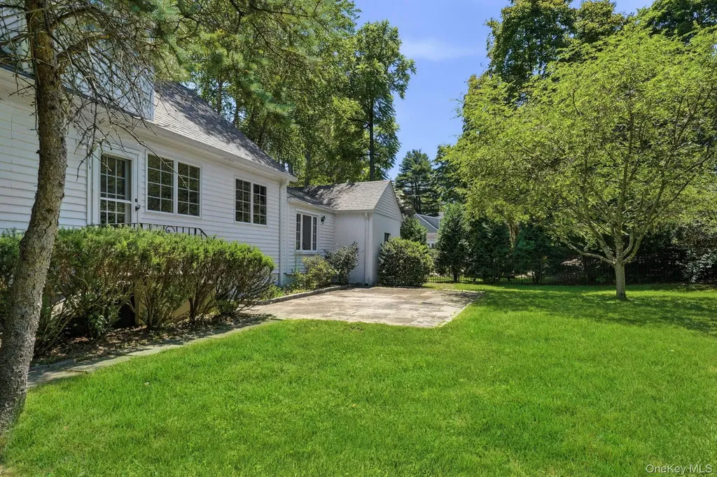 29 Coralyn Avenue White Plains NY 10605