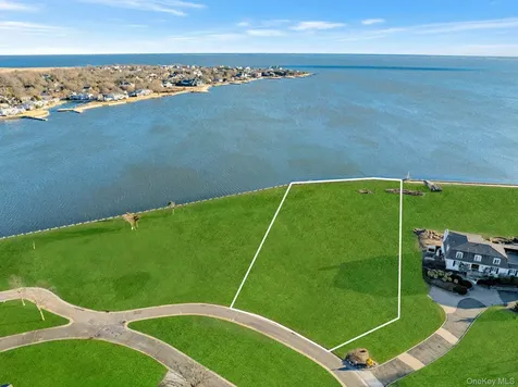 Lot 6 Overlea Court Bay Shore NY 11706