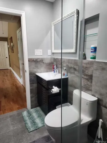 1259 N Country Road Stony Brook NY 11790