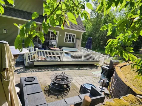 1259 N Country Road Stony Brook NY 11790