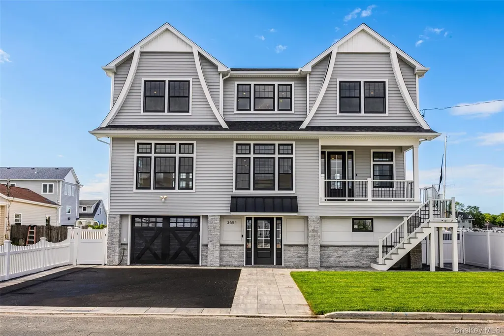 3681 Naomi Street Seaford NY 11783