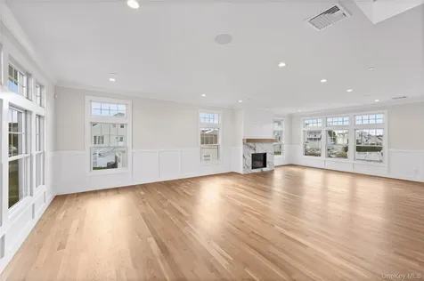3681 Naomi Street Seaford NY 11783