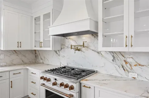 3681 Naomi Street Seaford NY 11783